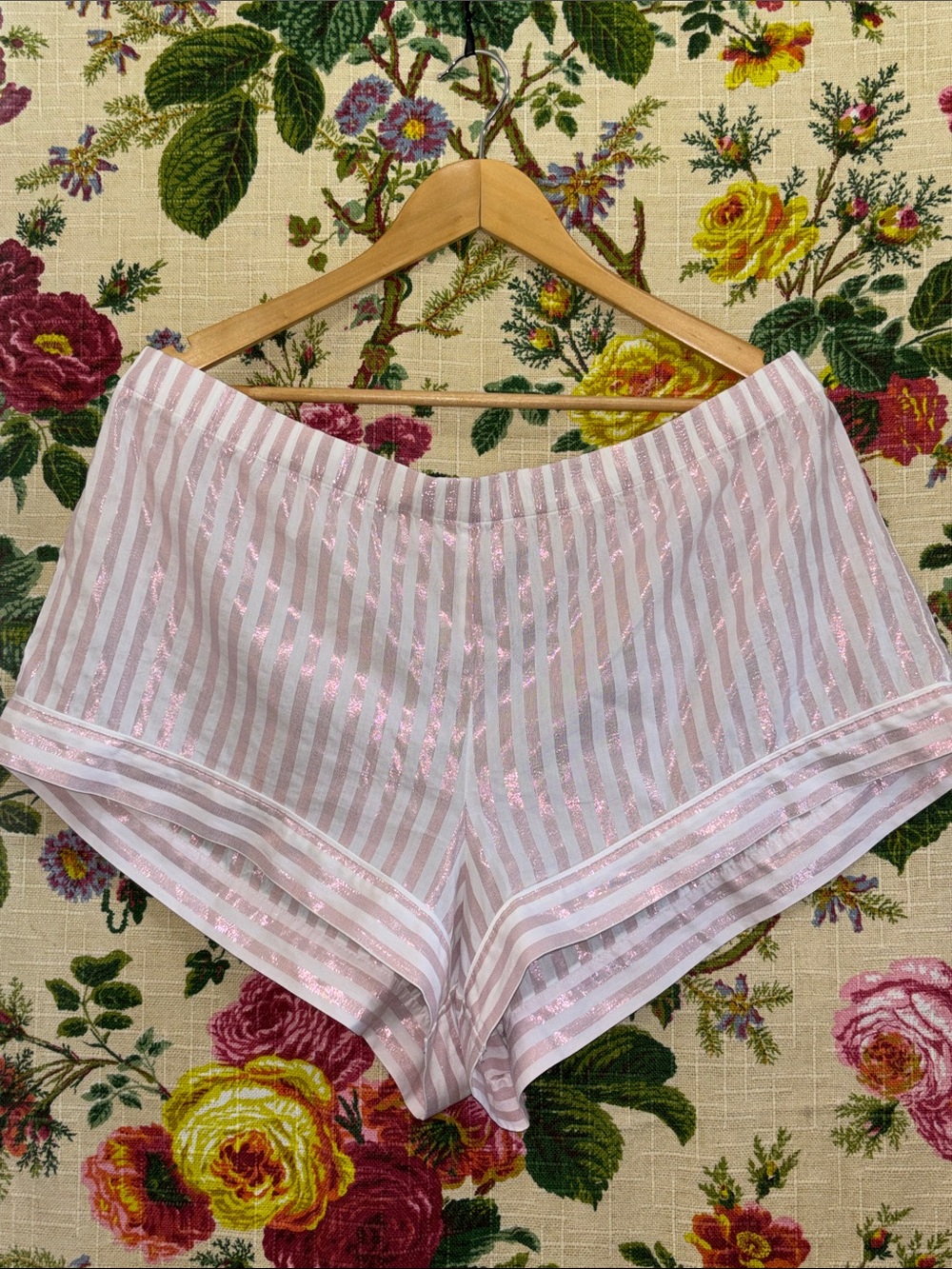 XL Victorias Secret Pajamas Set New with Tags Iconic Pink and White Stripes - Picture 9 of 12